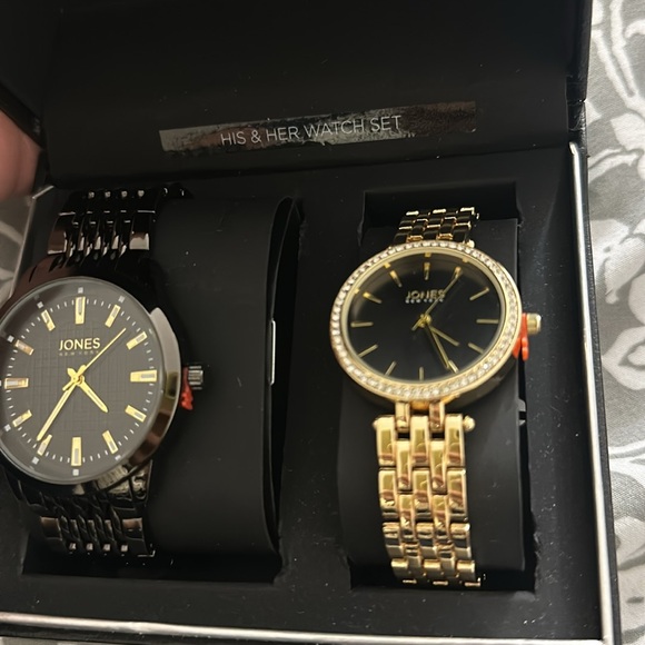His & Her watch set from Jones Nyc Macy’s. - Picture 3 of 5